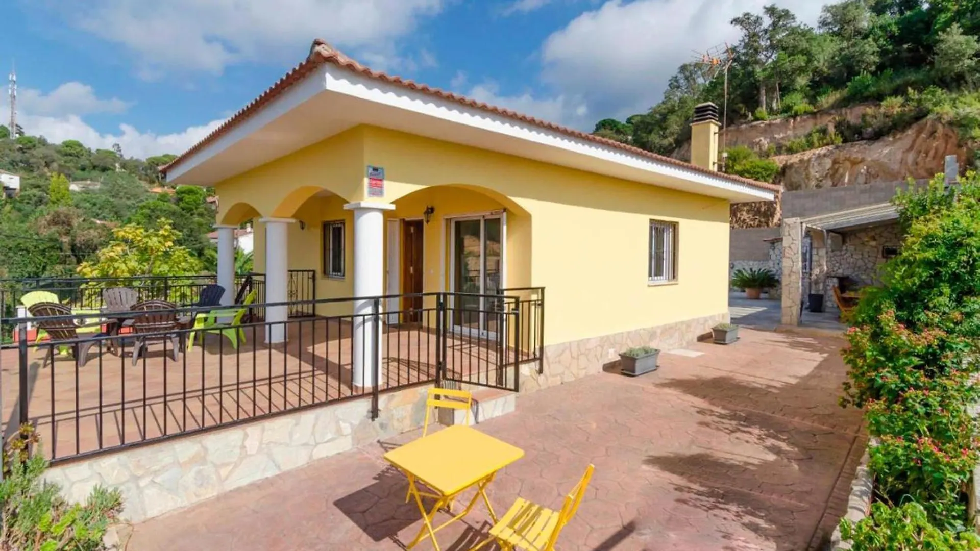 Dom wakacyjny Beautiful Home In Vidreres With House A Mountain View